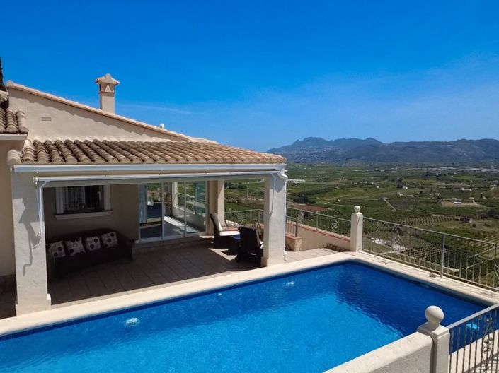 Image No.2-5 Bed Villa for sale