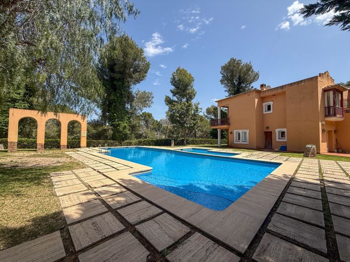 Image No.3-2 Bed Townhouse for sale