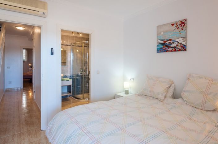 Image No.12-3 Bed Apartment for sale