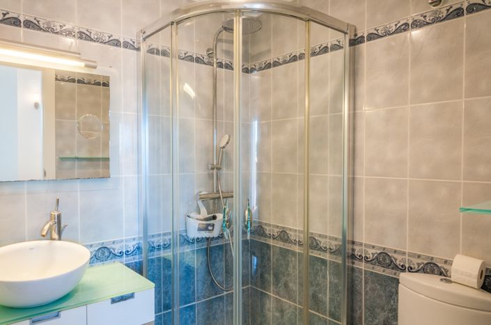 Image No.13-3 Bed Apartment for sale