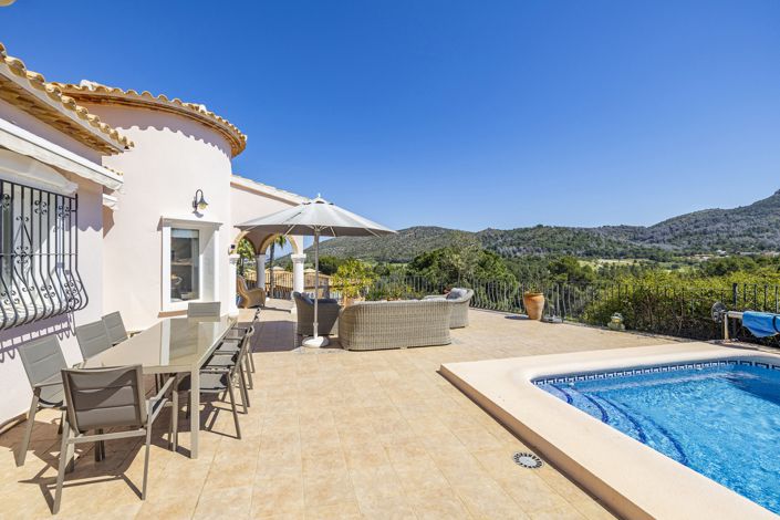 Image No.10-4 Bed Villa for sale
