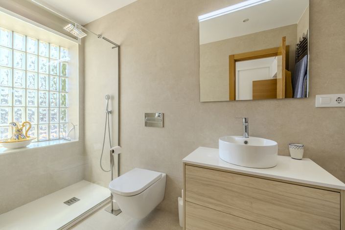Image No.25-4 Bed Villa for sale