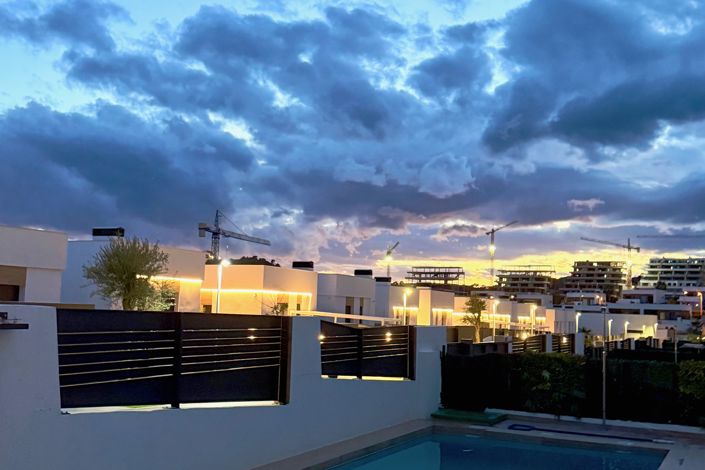 Image No.39-5 Bed Villa for sale