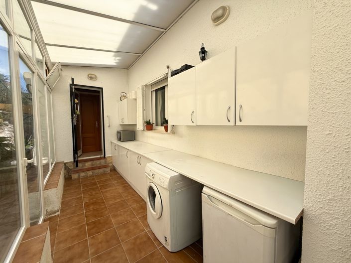 Image No.17-3 Bed Villa for sale