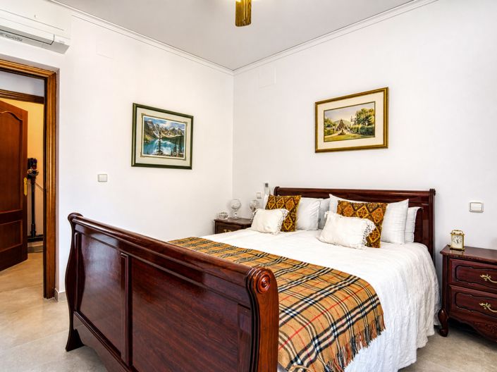 Image No.21-3 Bed Villa for sale