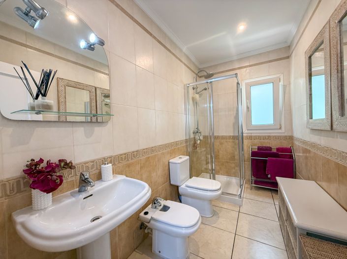 Image No.23-3 Bed Villa for sale