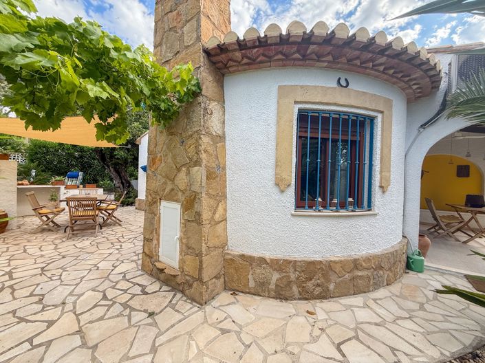 Image No.13-2 Bed Villa for sale