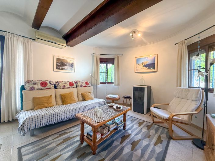 Image No.4-2 Bed Villa for sale