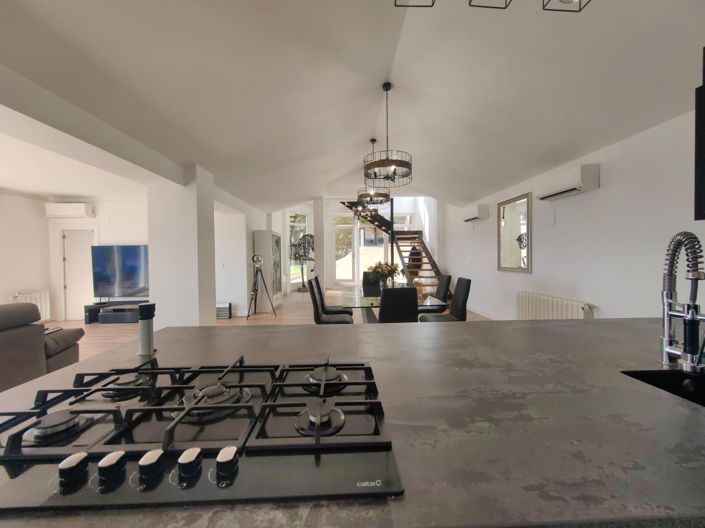 Image No.11-4 Bed Villa for sale
