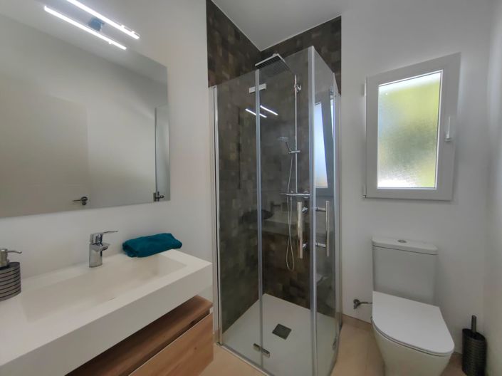 Image No.20-4 Bed Villa for sale
