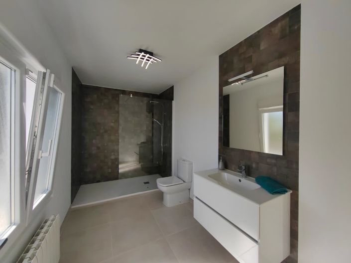 Image No.23-4 Bed Villa for sale