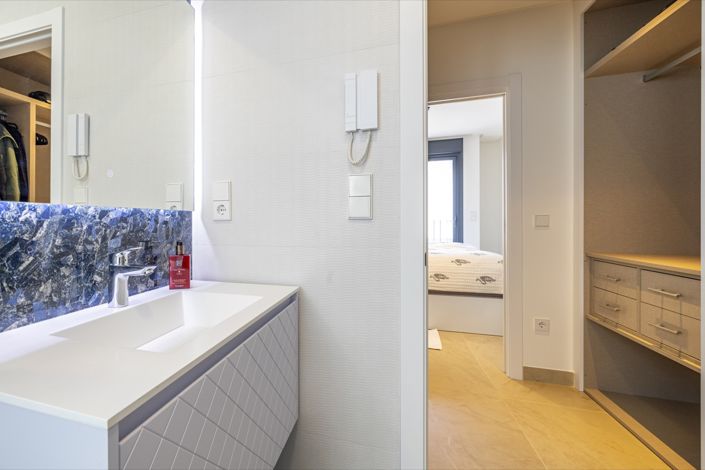 Image No.23-3 Bed Townhouse for sale