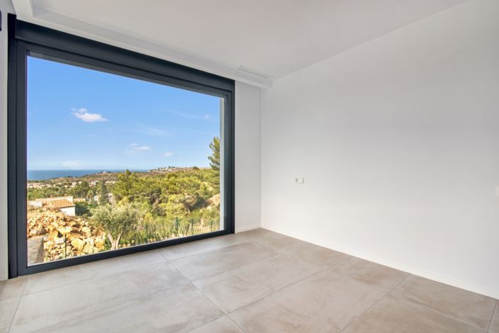 Image No.25-5 Bed Villa for sale