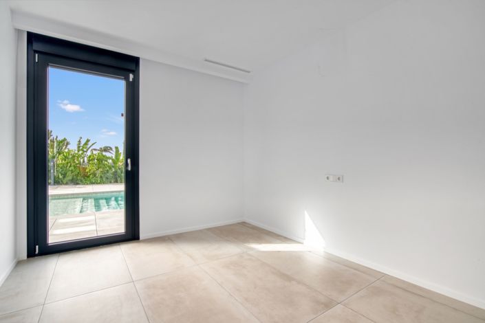 Image No.31-5 Bed Villa for sale