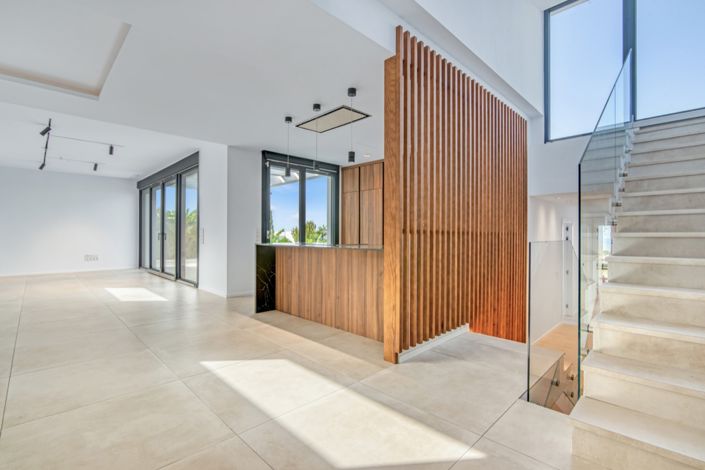 Image No.4-5 Bed Villa for sale