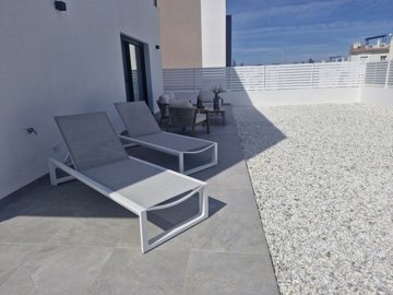 ncbk177362026031237