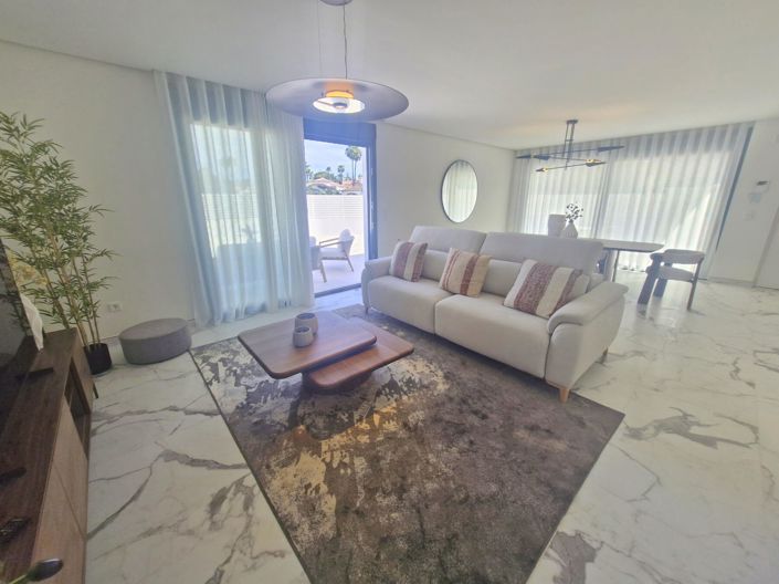 Image No.5-3 Bed Villa for sale
