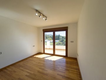 ncb1776418