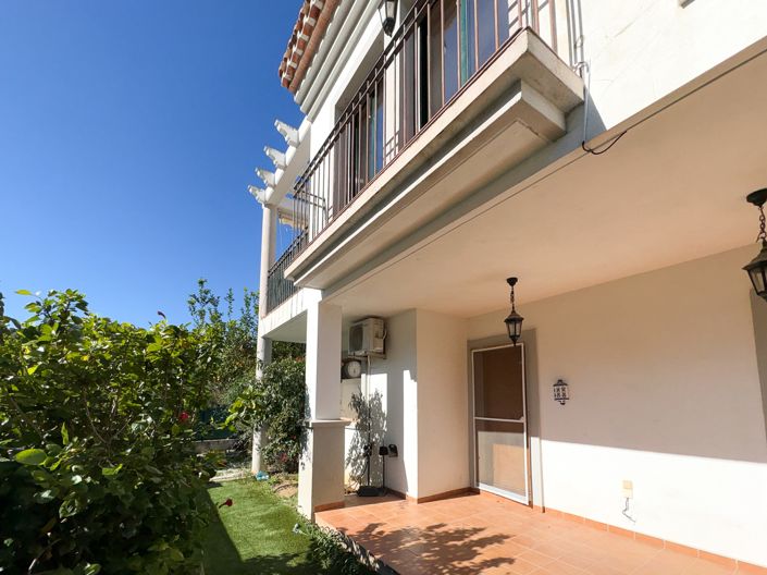 Image No.15-3 Bed Townhouse for sale