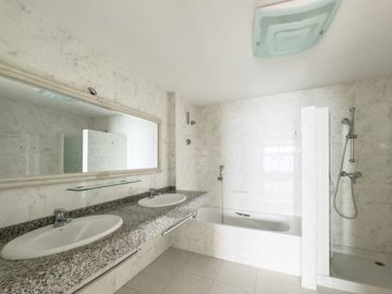 ncb17763image00010