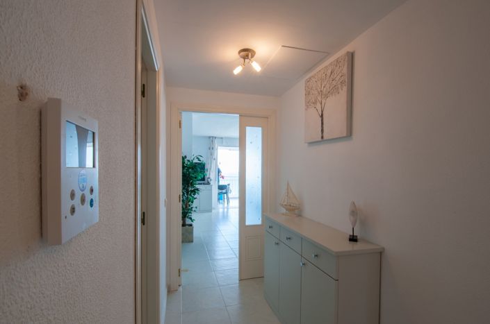 Image No.24-5 Bed Property for sale