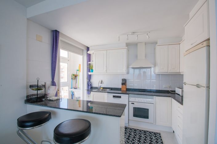 Image No.4-5 Bed Property for sale