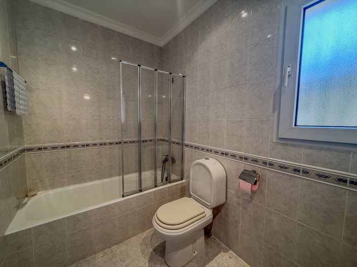 Image No.19-2 Bed Villa for sale