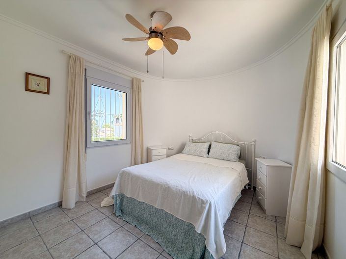 Image No.20-2 Bed Villa for sale