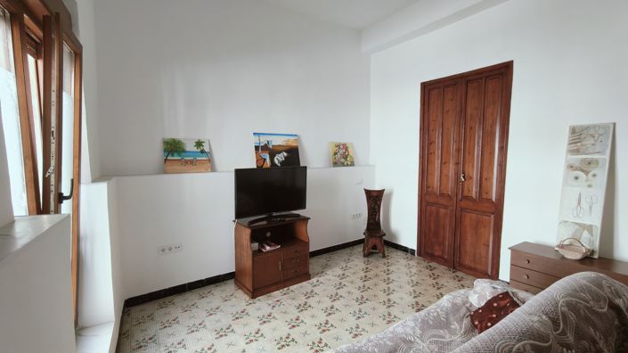 Image No.8-4 Bed Townhouse for sale