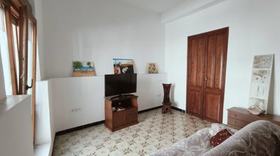ncb86128livingroom1