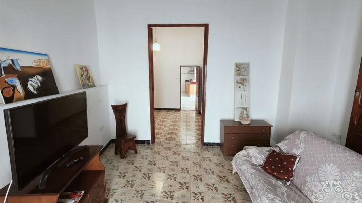 Image No.9-4 Bed Townhouse for sale