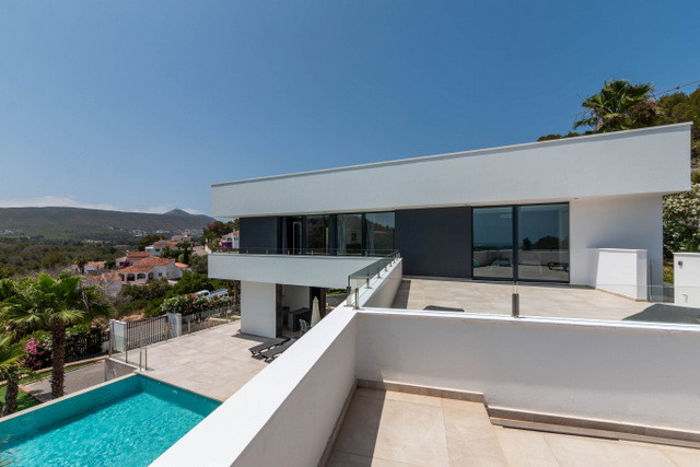 Image No.18-Villa for sale