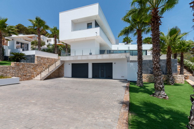 Image No.23-Villa for sale