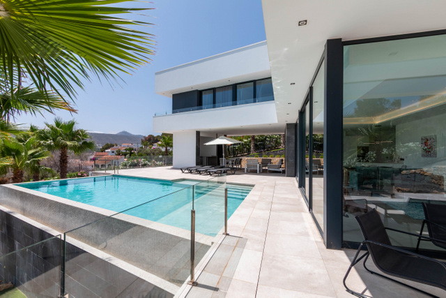 Image No.26-Villa for sale