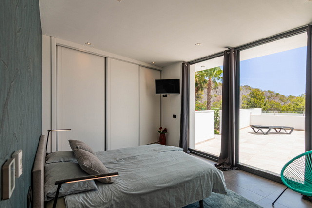 Image No.9-Villa for sale