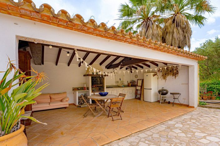 Image No.10-4 Bed Villa for sale