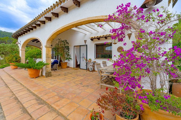 Image No.4-4 Bed Villa for sale