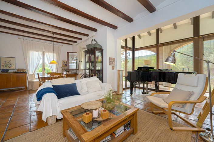 Image No.8-4 Bed Villa for sale