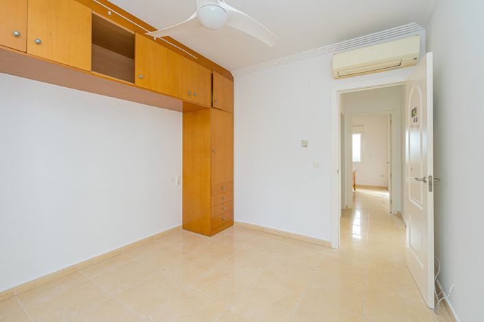 Image No.25-4 Bed Villa for sale