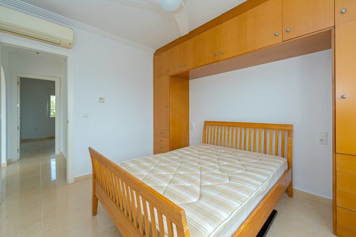 Image No.30-4 Bed Villa for sale
