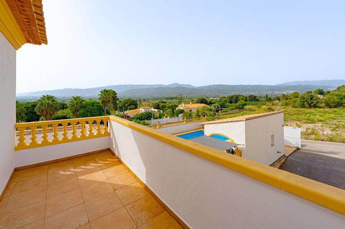 Image No.42-4 Bed Villa for sale