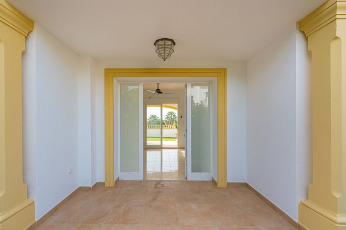 Image No.49-4 Bed Villa for sale