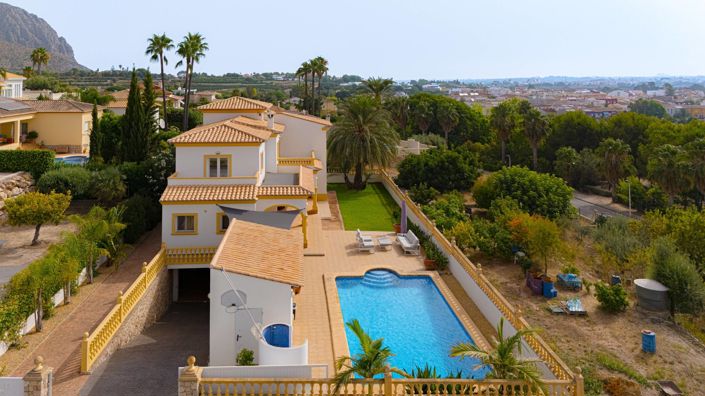 Image No.52-4 Bed Villa for sale