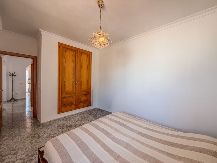 Image No.14-4 Bed Villa for sale