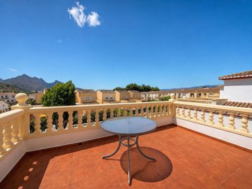 ncb8614topterrace