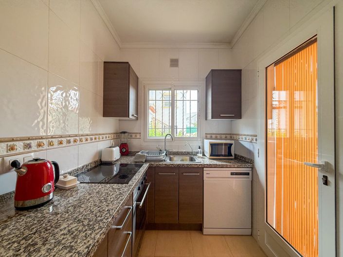 Image No.16-3 Bed Villa for sale