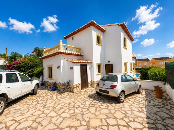 Image No.21-3 Bed Villa for sale