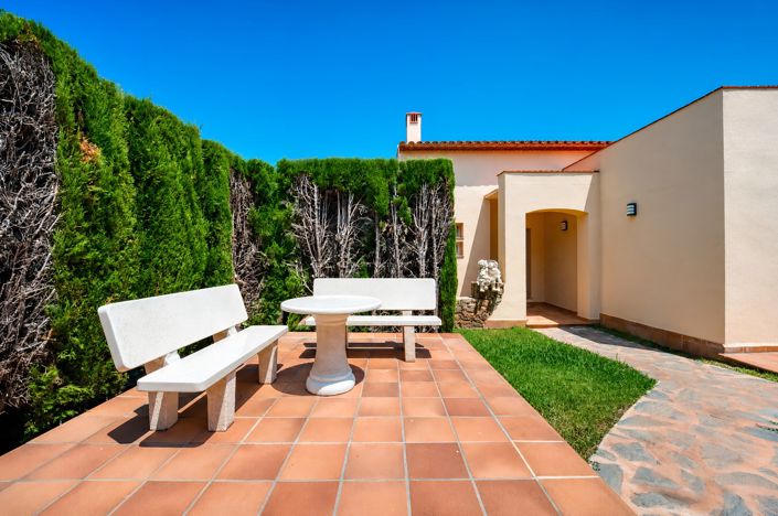 Image No.21-4 Bed Villa for sale