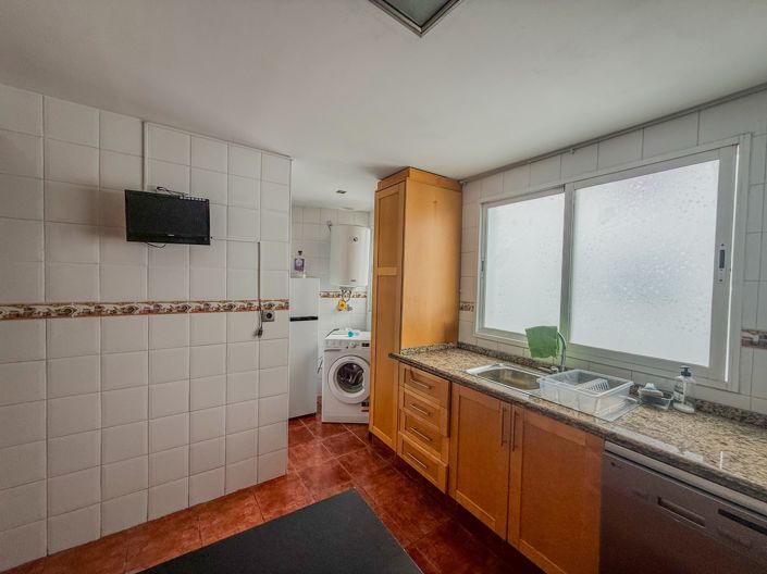 Image No.13-3 Bed Apartment for sale