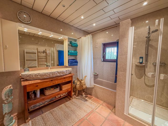 Image No.13-3 Bed Villa for sale